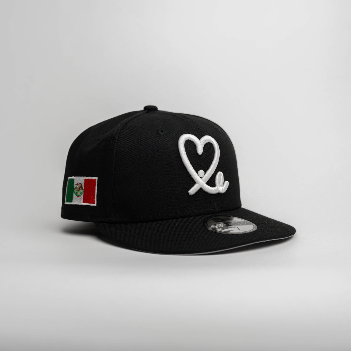 Limited Black / White Puerto Rico Flag 1LoveIE New Era 59FIFTY Fitted