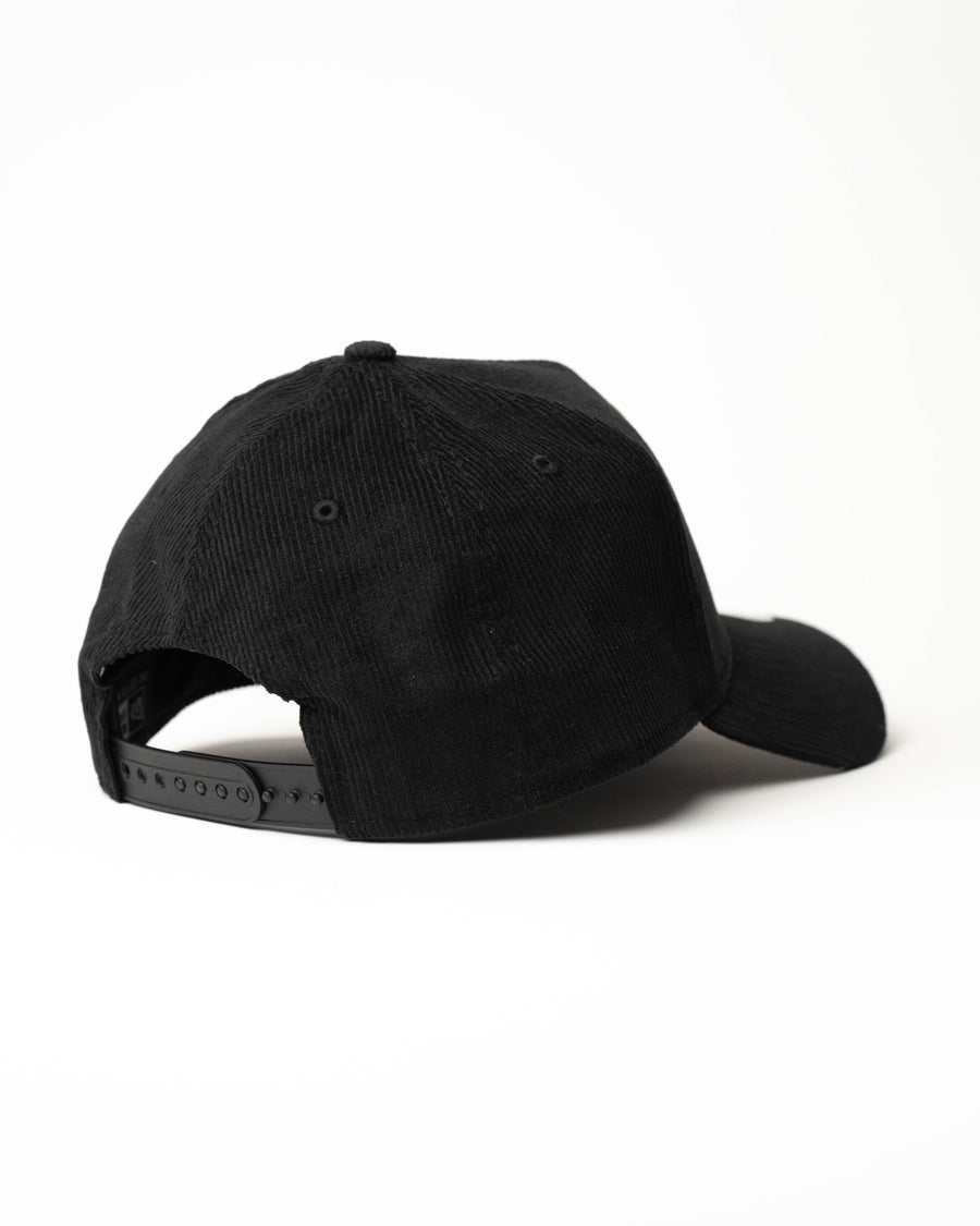 New Era 9Forty A Frame 1LoveIE Snapback ( Black / Black Corduroy )