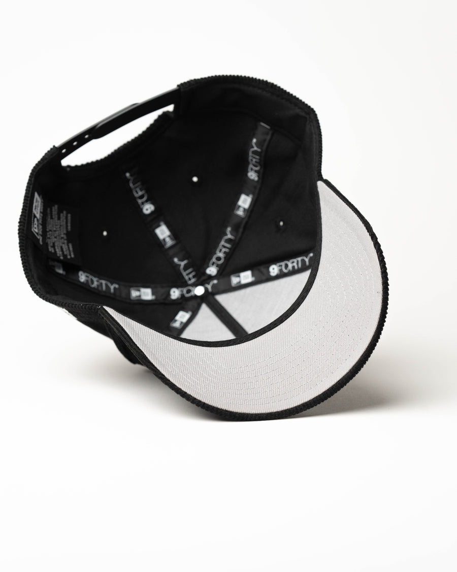 New Era 9Forty A Frame 1LoveIE Snapback (Black / Silver Corduroy )