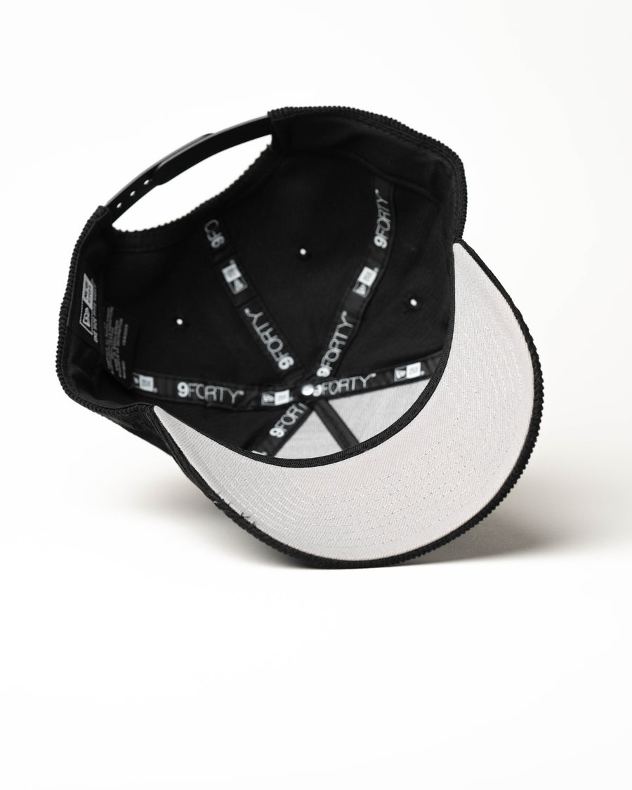 New Era 9Forty A Frame 1LoveIE Snapback ( Black / Black Corduroy )