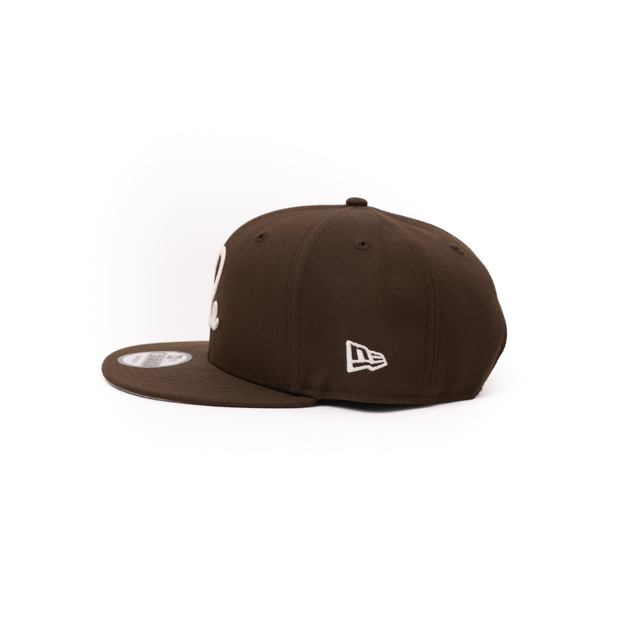 Limited Walnut / White Mexico Flag 1LoveIE New Era 9FIFTY Snapback