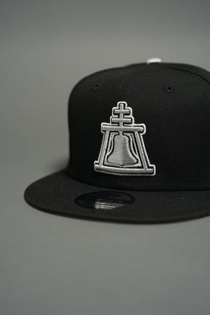 Black & Silver 1LoveIE Raincross New Era 9FIFTY Snapback