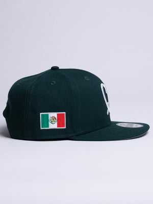 Limited Dark Green / White Mexico Flag 1LoveIE New Era 9FIFTY Snapback