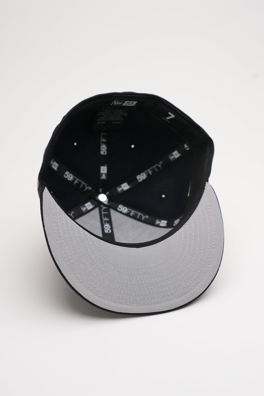 Limited Black / White Gold USA Flag 1LoveIE New Era 59FIFTY Fitted Cap