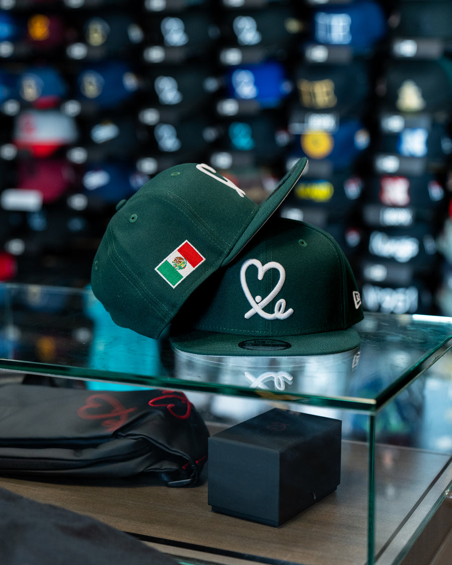 Limited Dark Green / White Mexico Flag 1LoveIE New Era 9FIFTY Snapback