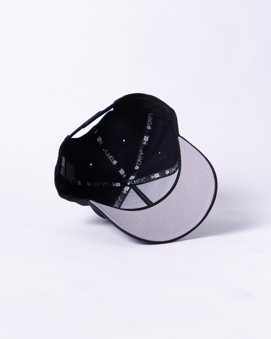 New Era 9Forty A Frame 1LoveIE Snapback (Navy / White )